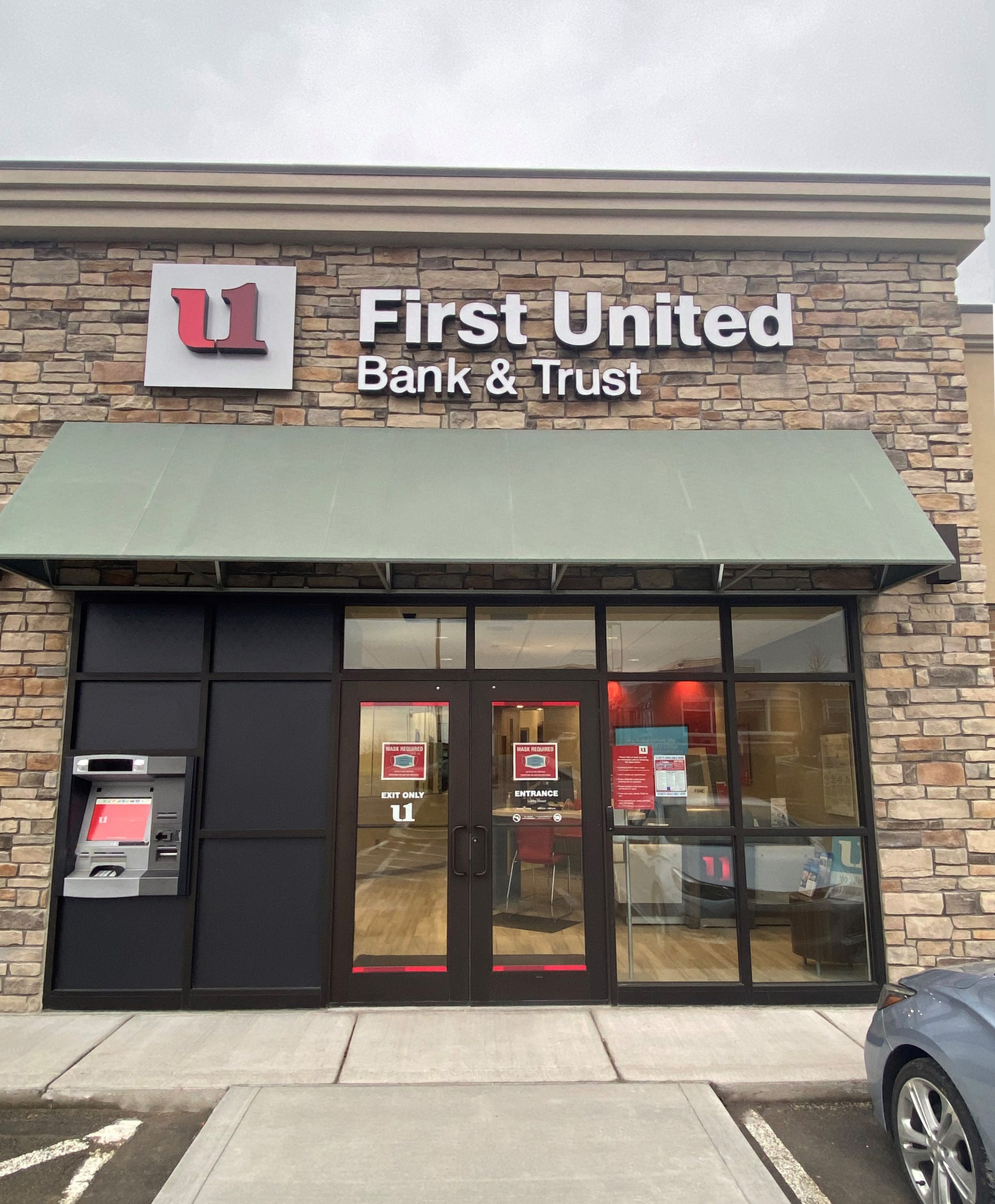 Bridgeport Community Office First United Bank & Trust
