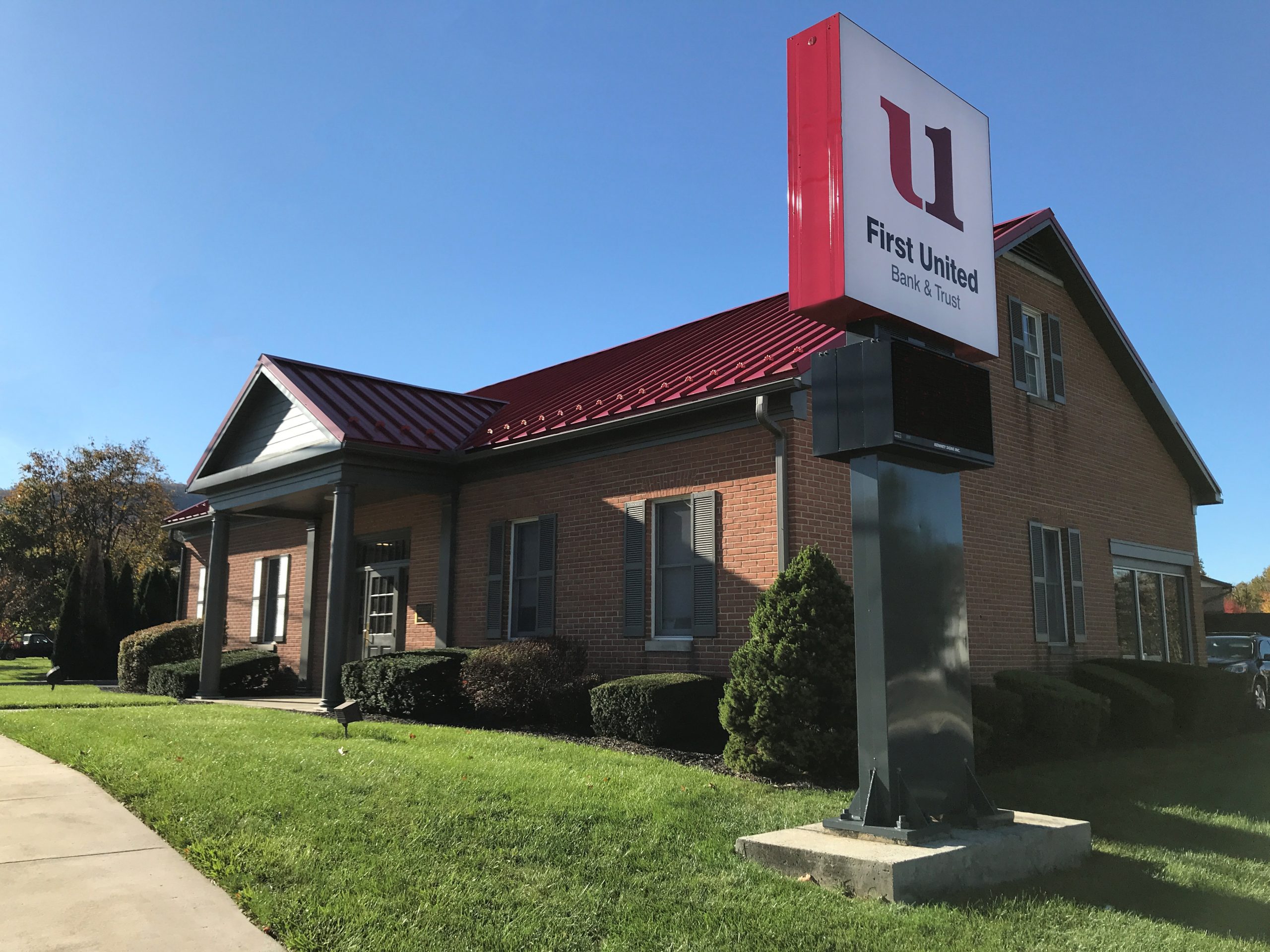 Smithsburg Community Office First United Bank & Trust