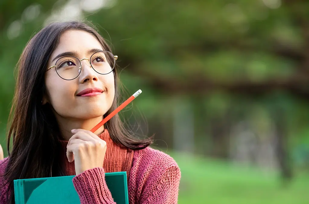 Smart Borrowing: Solutions for Managing Student Loan Debt